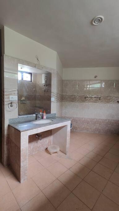 Basti House - Boutique Homestay Lucknow Bagian luar foto