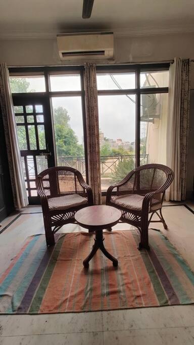 Basti House - Boutique Homestay Lucknow Bagian luar foto