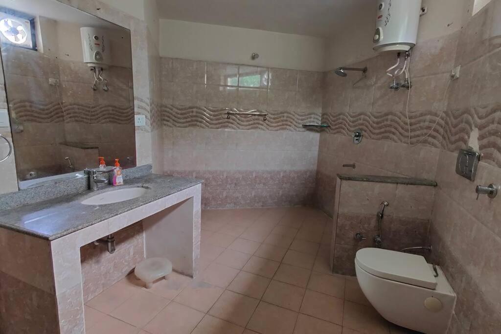 Basti House - Boutique Homestay Lucknow Bagian luar foto