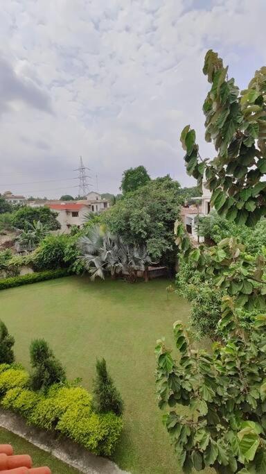 Basti House - Boutique Homestay Lucknow Bagian luar foto